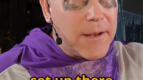 DANDY SPOOK SHACK HALLOWEEN! pt 2 - Frighteningly Fashionable DANDY FUN HOUSE T-SHIRTS!