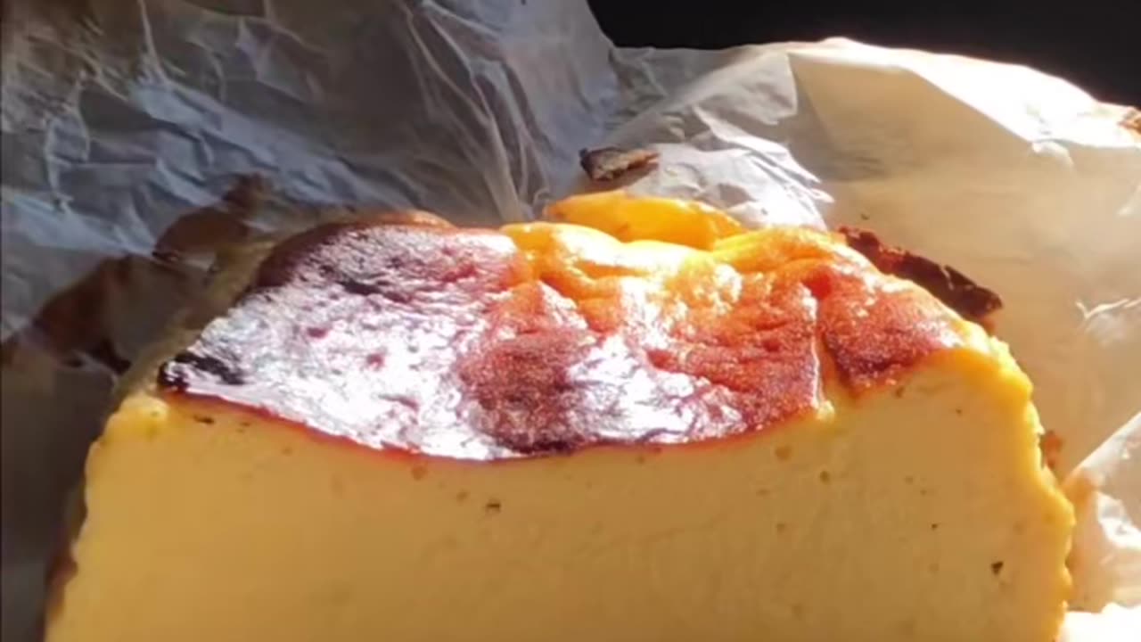 Oozy basque burnt cheese cake