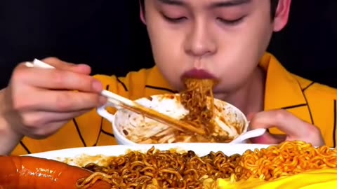 Ramyeon Mukbang