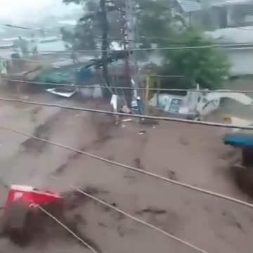 🇵🇰 43 dead, 14 injured as heavy rains and powerful floods batter Pakistan