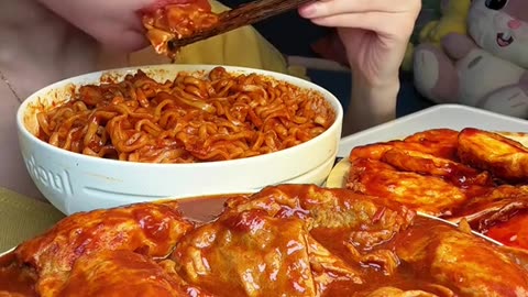 Spicy Noodle with Egg😍