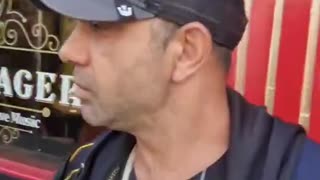 Dublin patriot catches a foreign pickpocket and publicly shames him.