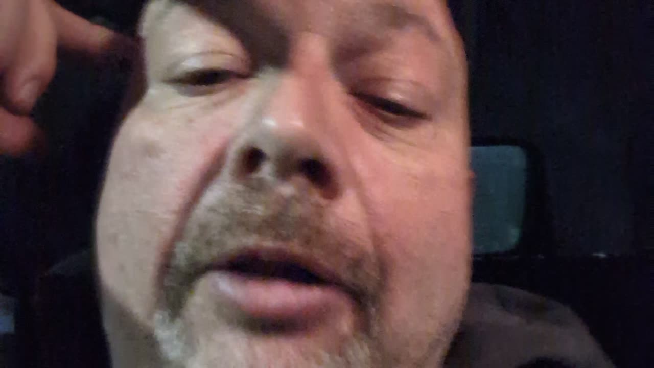 Warning - Tom is a Trump supporter and an anti-vaxxer!