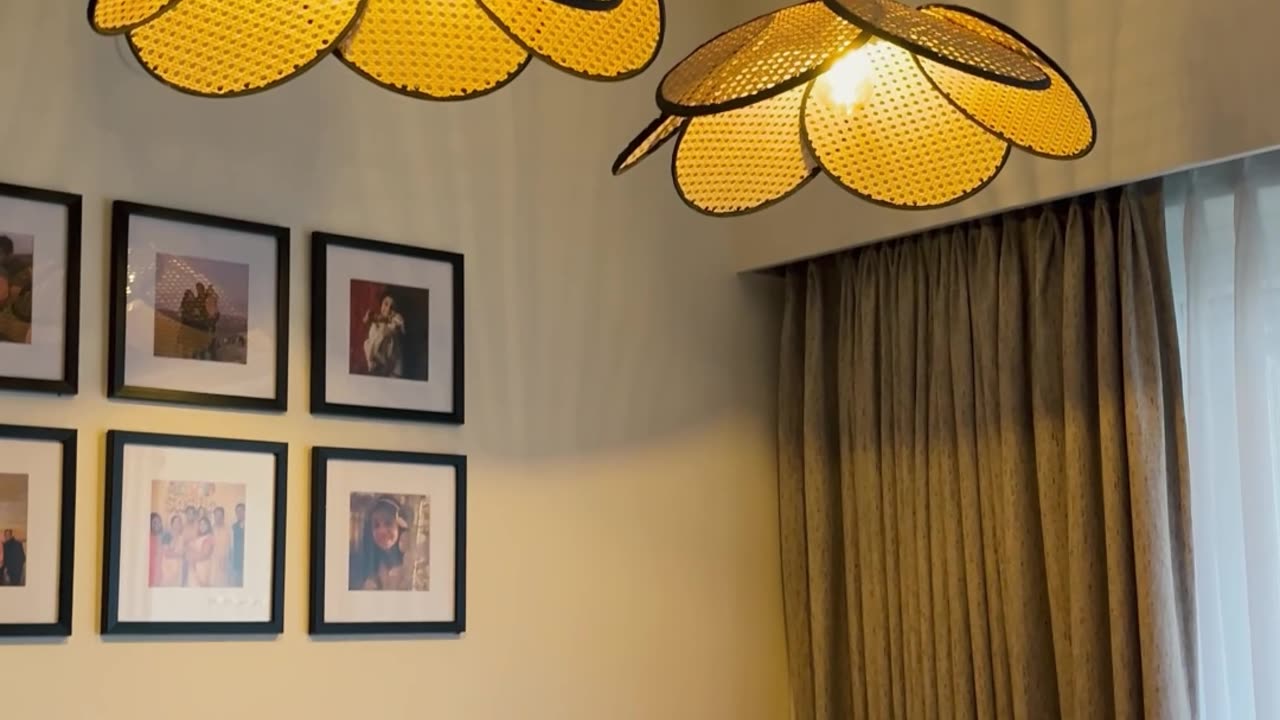 Modern Classic Living Room Design | Interiosplash