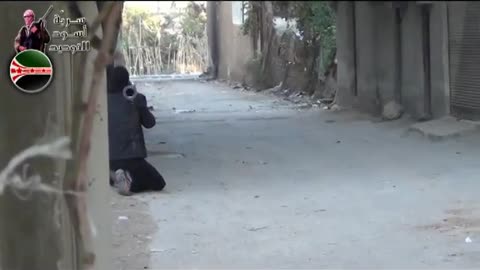 Syrian War Rebels hit a T-72 by RPG-7 (Mujahideen al-Sham Brigade) in Damascus 2012.11.18