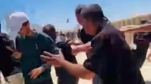 This morning, the distribution base of the American mercenaries returned to work in Rafah