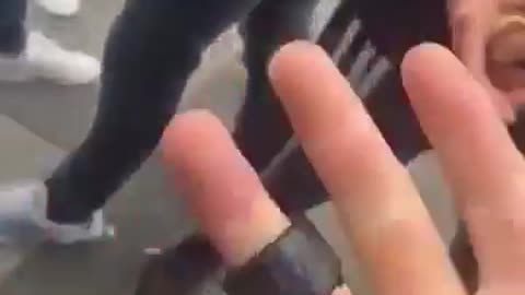 🚨ROMA KIDS IN IRELAND WEARING SPIKED KNUCKLE DUSTERS