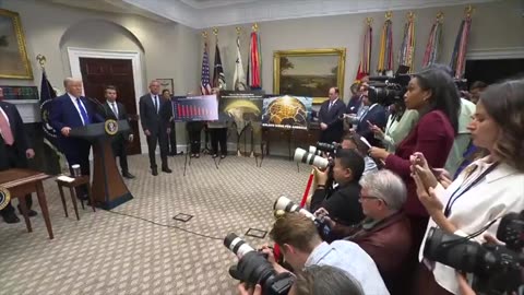 John Ward - Qatar Gifts Trump New "Air Force One"