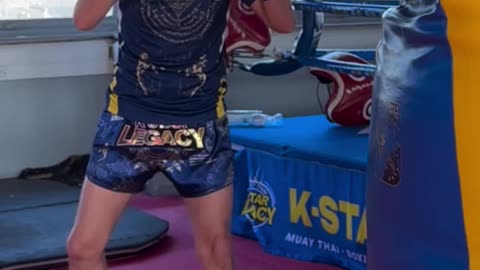 Muay Thai - arm swing