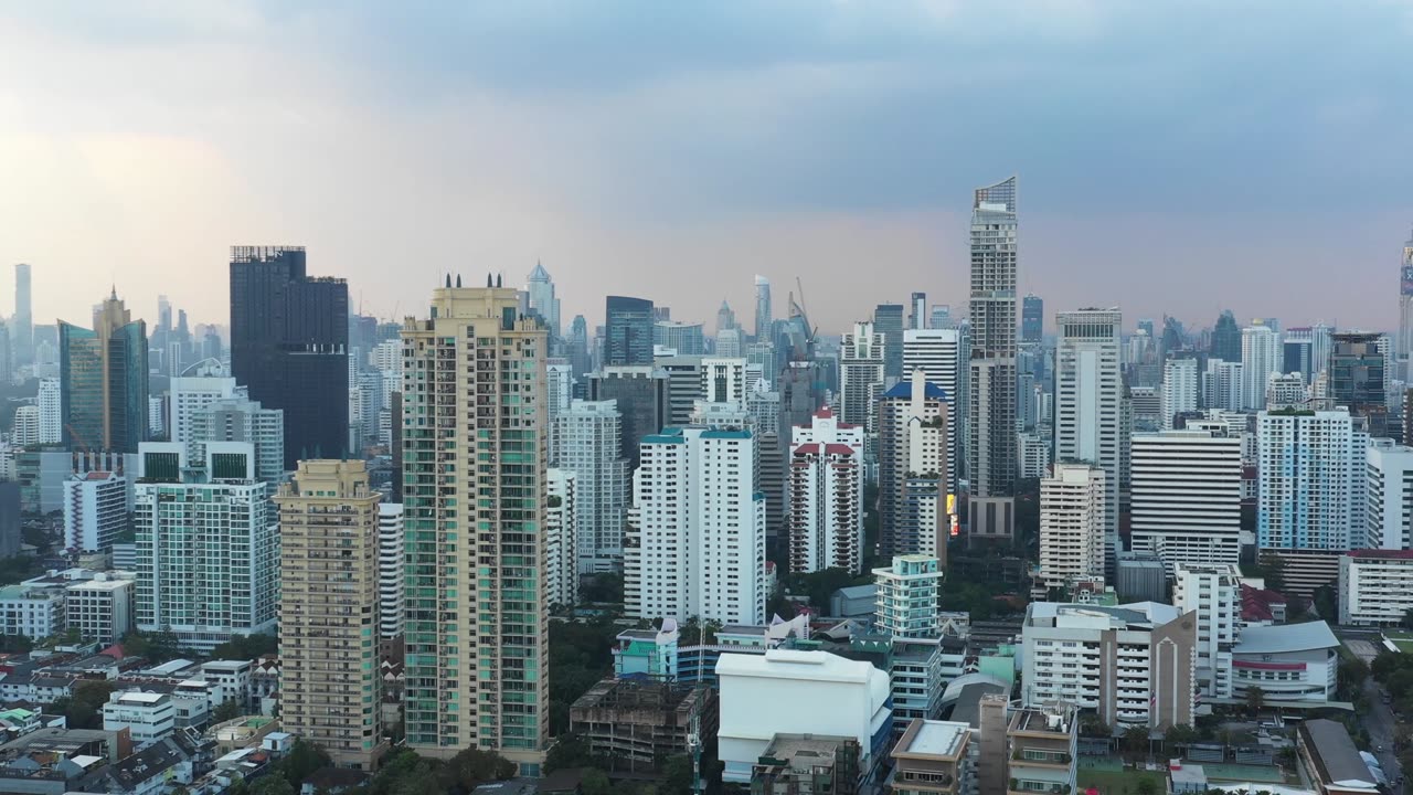 Myth‑Busting Common Economic Misconceptions (and What’s Really True)