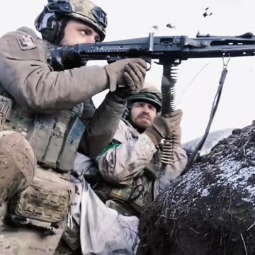 Heroes Never Die(New Combat Footage from Ukrainian Millitant)