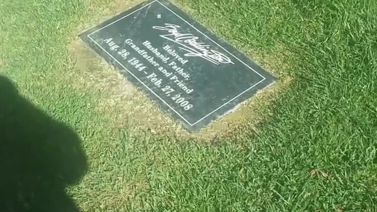 Boyd Coddington's Grave (Recorded Dec 1 2013)