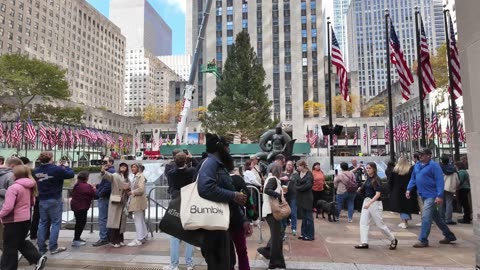 🗽 NYC Live 🔴 Walk (Chat on YouTube)