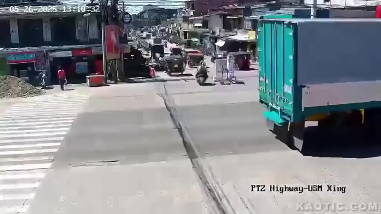 WELL THIS WAS ANOTHER STREETSHITTER PAJEET THAT DONT COME TO CANADA WITH A STUDENT VISA