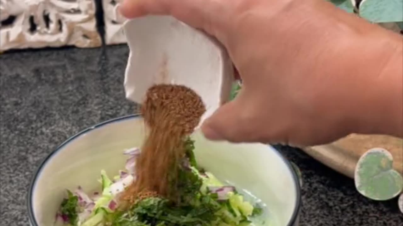 🥣 Refreshing Raita Recipe Delight 🥒🥣