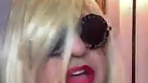 MsH 20201029 FOODIE BEAUTY NEW COMMUNITY TAB! SHE GOT ME HEATED!! REACTION