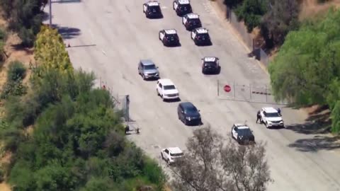 🚨BREAKING: ICE agents were denied entry to Dodger Stadium and escorted out by LAPD.