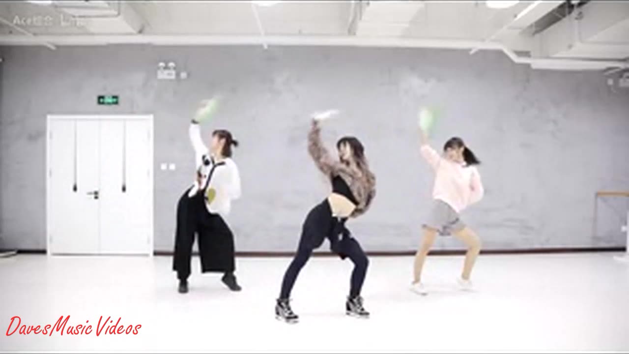 The Pointer Sisters. Neutron Dance