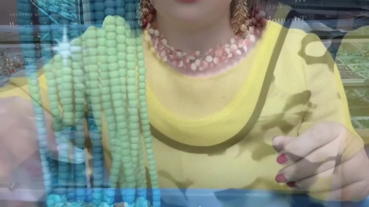 20250925-01 Turquoise: A Cool Lake upon Your Summer Neck