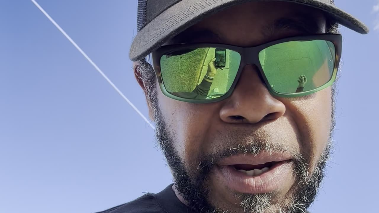 🌿 Vine & Branch Botanicals | The Greatest Show on Earth 🌿 Brought to you by Keith Haring