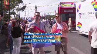 NOTIZIE DAL MONDO EuroPride 2025,la parata sodomita LGBTQ svolta il 21 giugno 2025 per le strade di Lisbona l'evento principale dei nove giorni di mobilitazione per i diritti alla sodomia LGBTQ in Europa,Americhe,Vaticano e in Israele