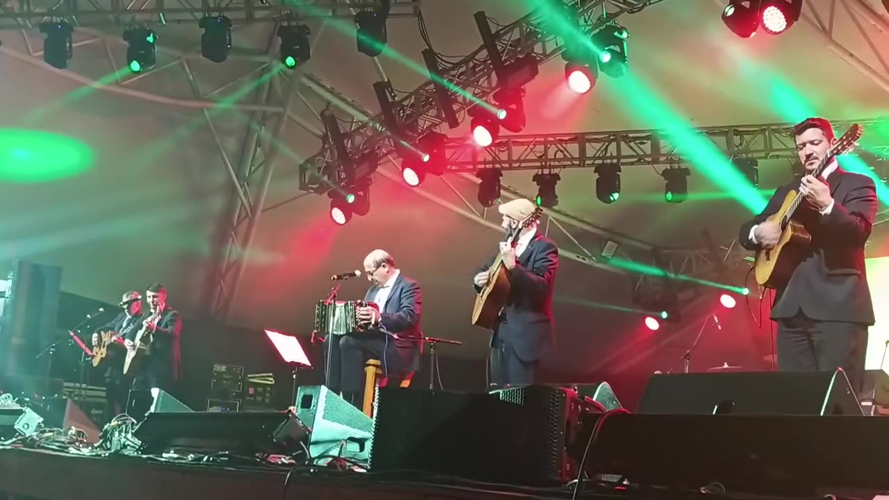 OSCAR RAMÍREZ Y SU GRUPO en el escenario de Patria Gaucha 2025 - Fragmento - Tbó, Martes 19/03