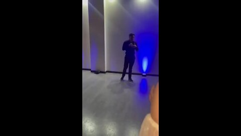 Upon learning of his wife's infidelity, a man turns his birthday festivities into a divorce party