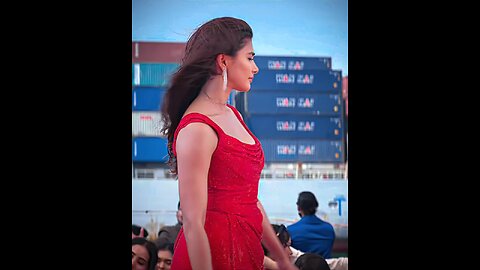 @hegdepooja 💃🏻💫😩
