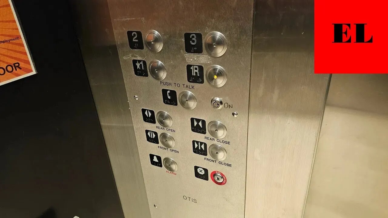 Strange Generic Otis Hydraulic Elevator with Dewhurst - ASU Campus Store (Boone, NC)