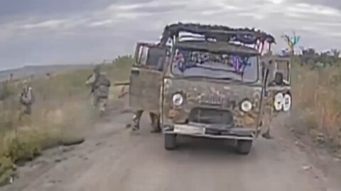 🇷🇺🇺🇦 FPV ambushes are becoming much more common for both sides in Ukraine.
