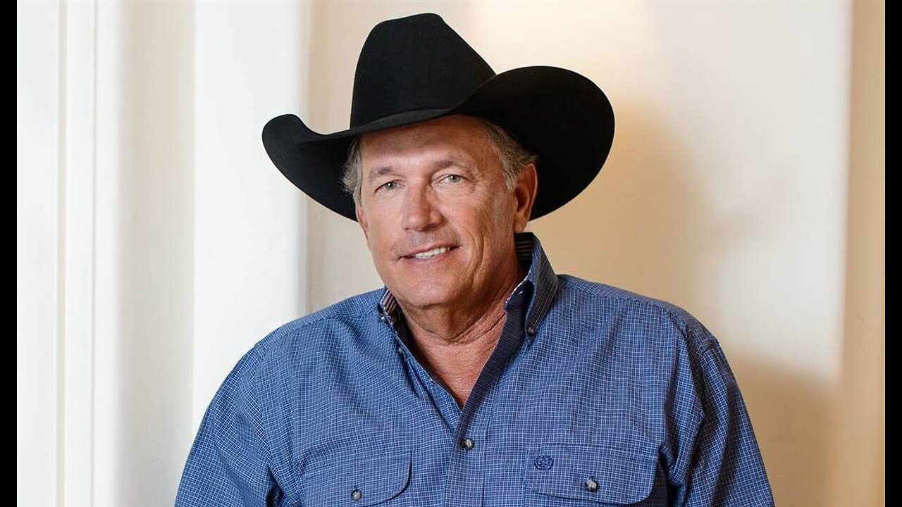 King of Country Music Talks Retirement at Concert, Fans Dissolve in Tears