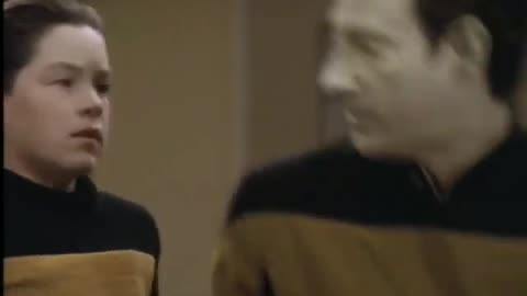 Капитан Сбрось щиты лейтенант-коммандер Дейта рус