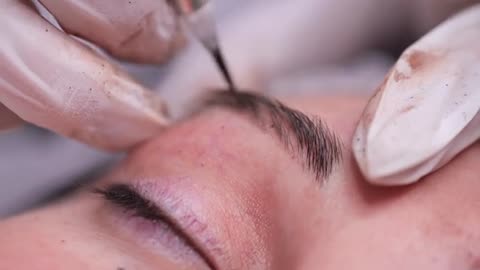 Powder Brow Procedure Explained: Steps Guide to Flawless Semi-Permanent Brows l London Aesthetics