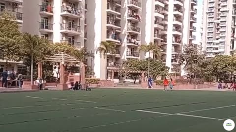 Gaur City 1st Avenue Ready to Move Flats Greater Noida West