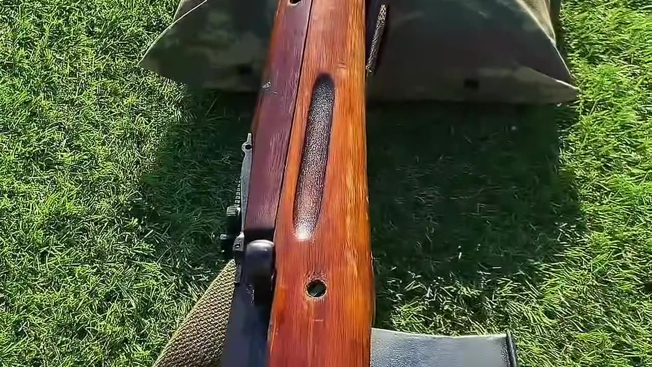 Weapon ASMR Complication.