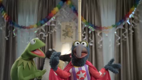 Gonzo Stunt Spectacular _ Kermit's Party _ The Muppets