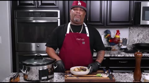 The BEST Crockpot Honey Garlic Chicken (Fall-Off-The-Bone Tender!)