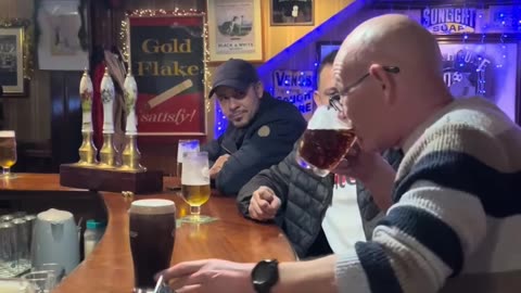 Irish Pub upside down Guinness trick