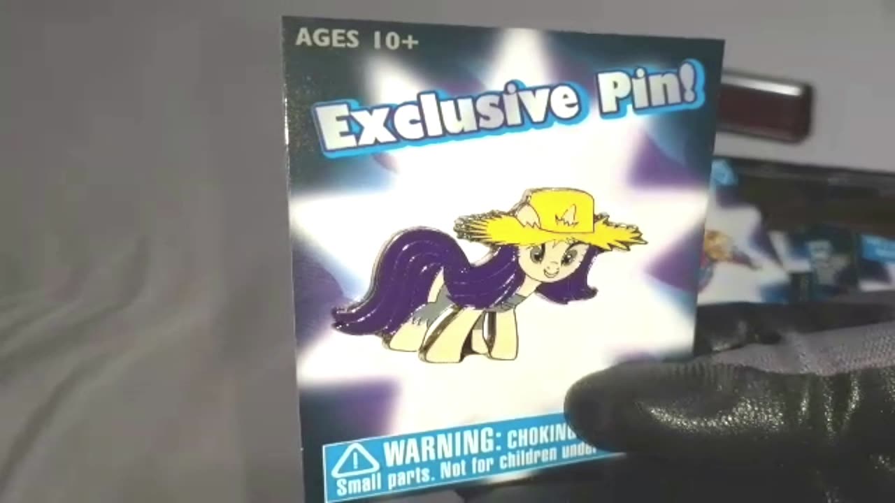 Rockydennis Presents eBay Ads - Rainbow Dash Small Tin With Lapel Pins