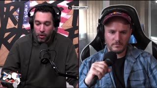 Dave Smith shares text messages between himself and Charlie Kirk regarding Israel