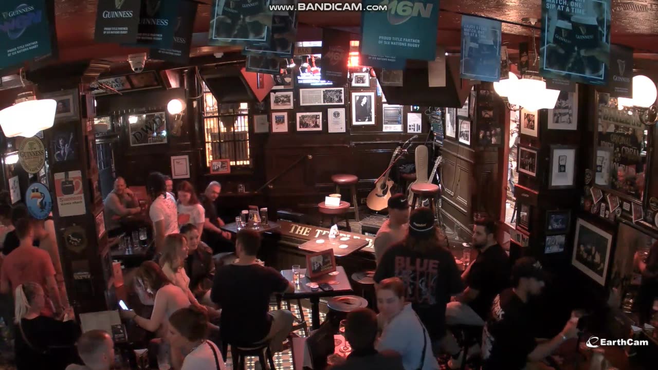 JULY 29 2025 TEMPLE BAR DUBLIN CROWD FEED PART 6