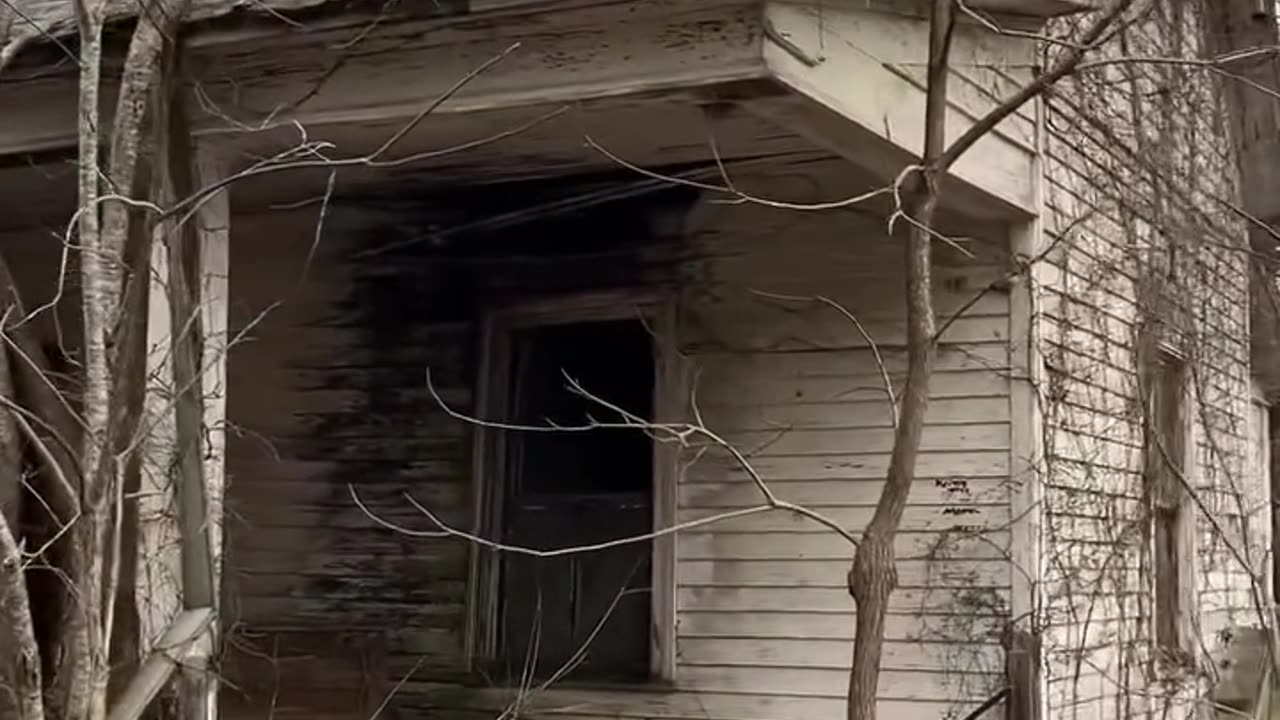 Do abandoned places ever make you stop and think—