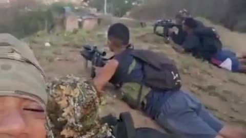 ELES SUBIRAM E VOCÊS DESCERAM.😜