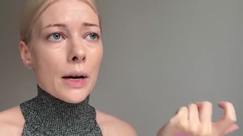 Get Ready With Me for the Event (Makeup, Hairstyle, Outfit) P17
