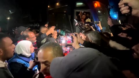 Palestinians arrive in Gaza after Israel reopens Rafah crossing