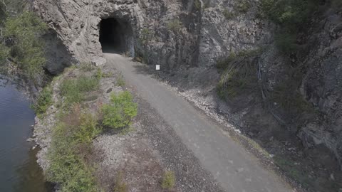 Rail-Trail Tunnel No Lut