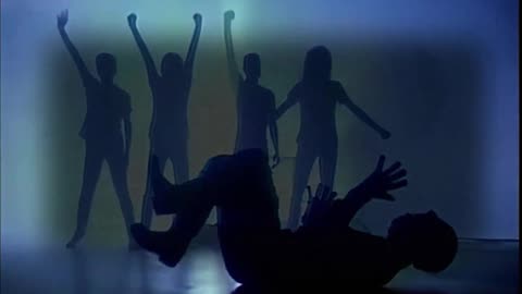 Queen - Calling All Girls