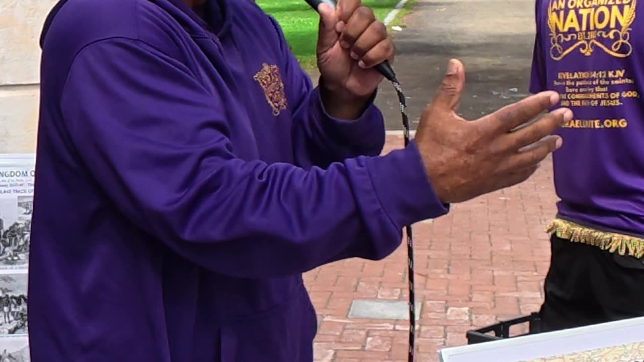 Sunday Service or Rap Show?