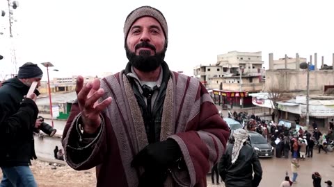 Syrian troops sweep northern towns as Kurdish fighters withdraw