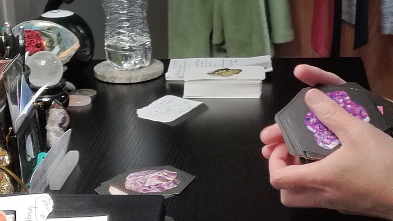 What crystals are good for the last week of August?